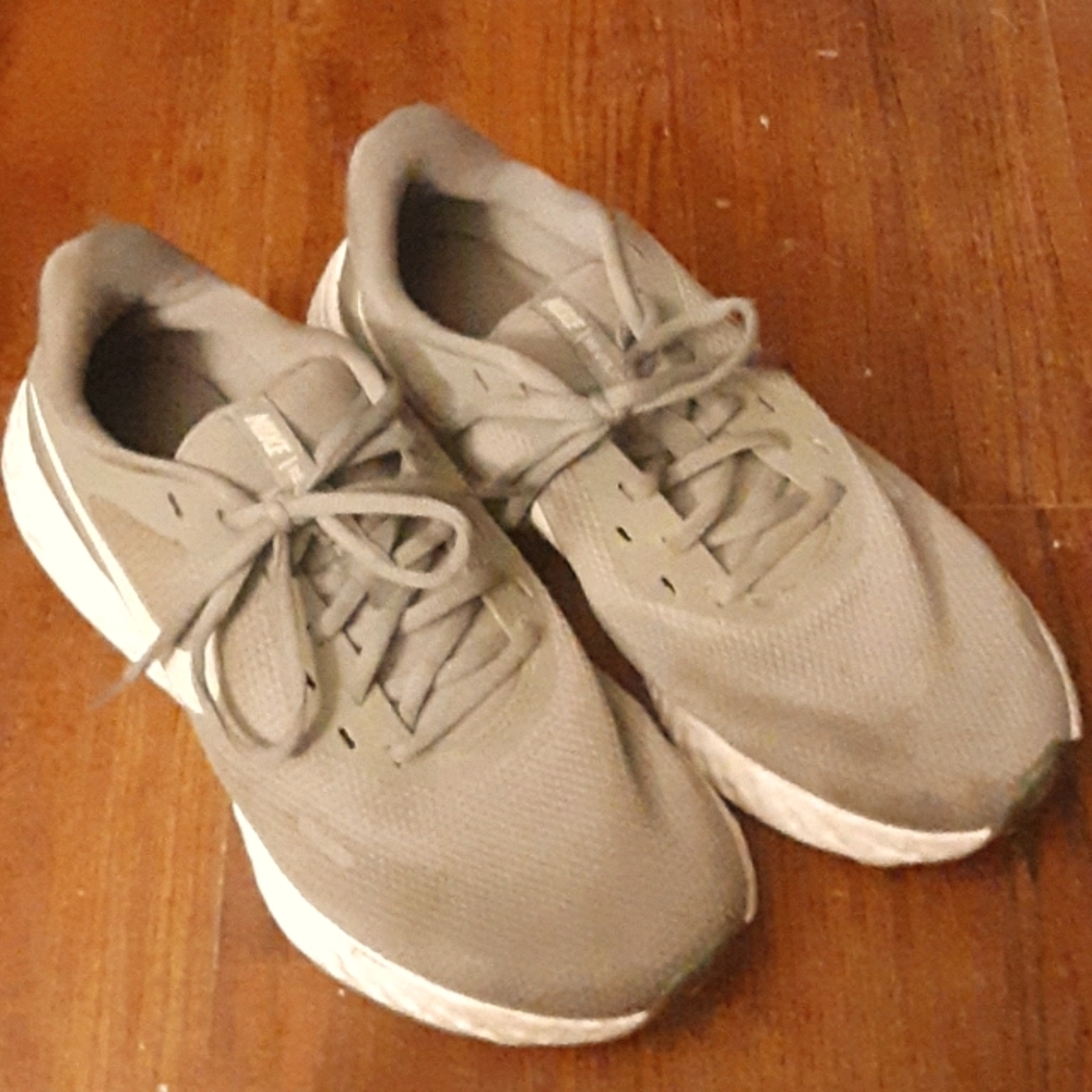 Nike shoes size 10.5